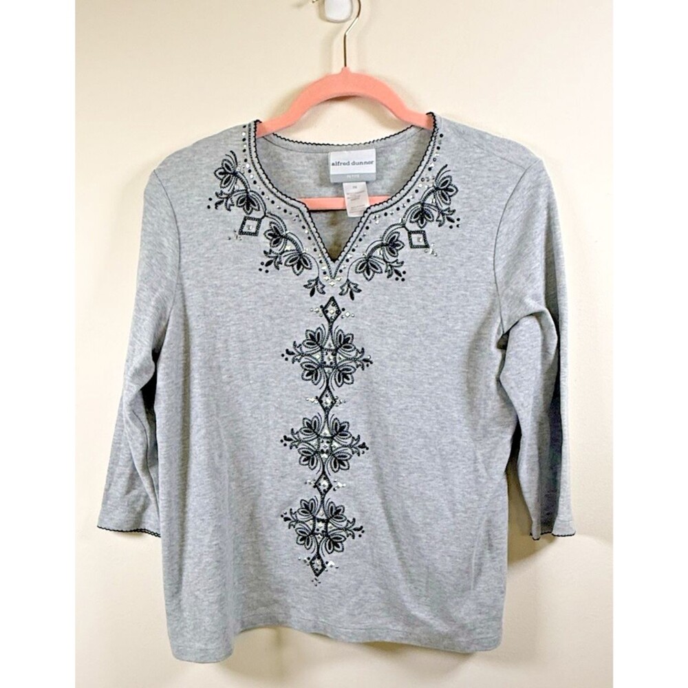 Alfred Dunner Womens Petite PM Gray Floral V-Neck 3/4 Sleeve Knit Beaded Top